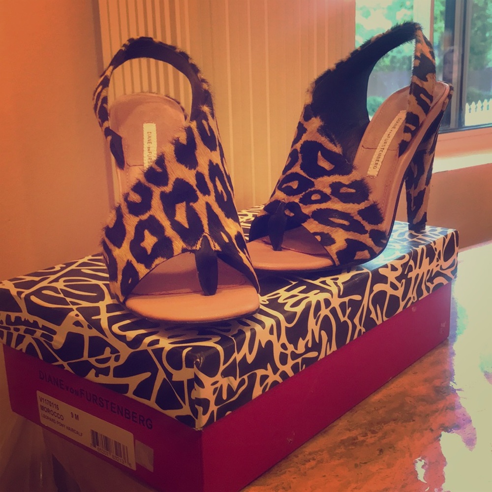 Diane Von Furstenberg leopard shoes